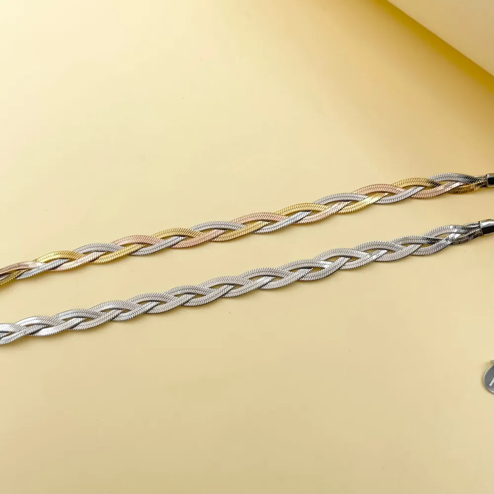 Intrecciato-Bracciale in Acciaio con Chiusura - BAC-413-1747