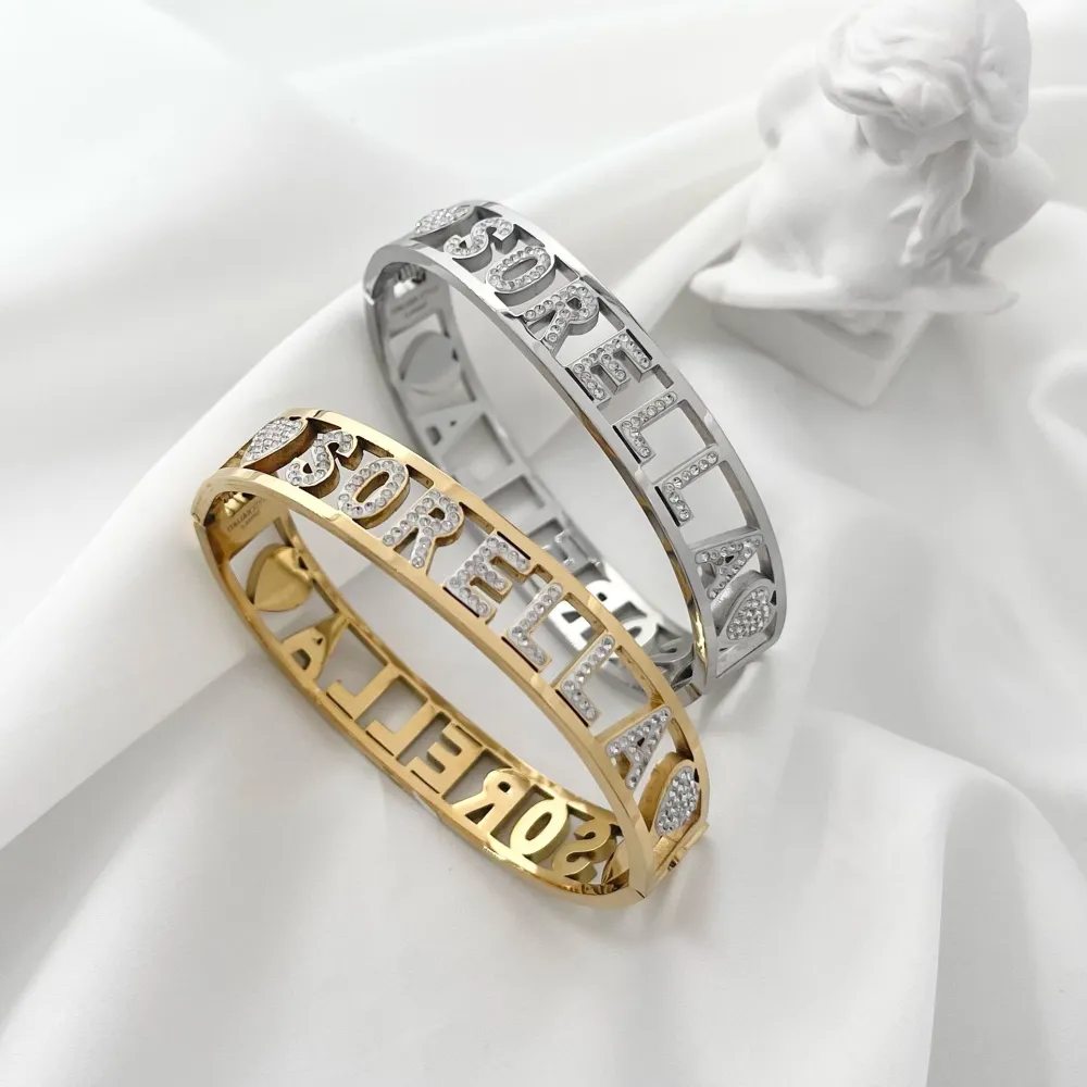 Sorella-Bracciale con Scritte Rigido in Acciaio - BAR-413-1064 Sorella