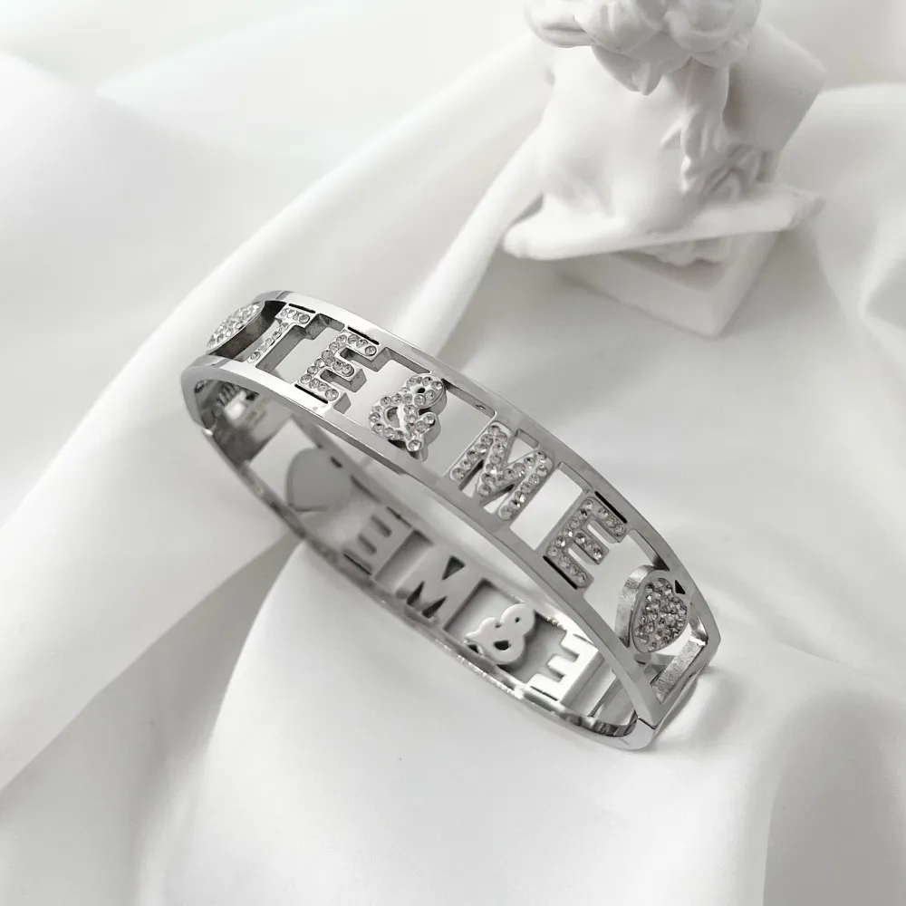 Te&Me-Bracciale con Scritte Rigido in Acciaio - BAR-413-1065 Te&Me (Oro Giallo)