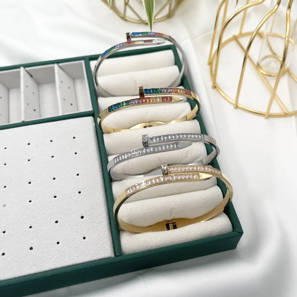 Chiodo-Bracciale Rigido in Acciaio - BAR-413-2307