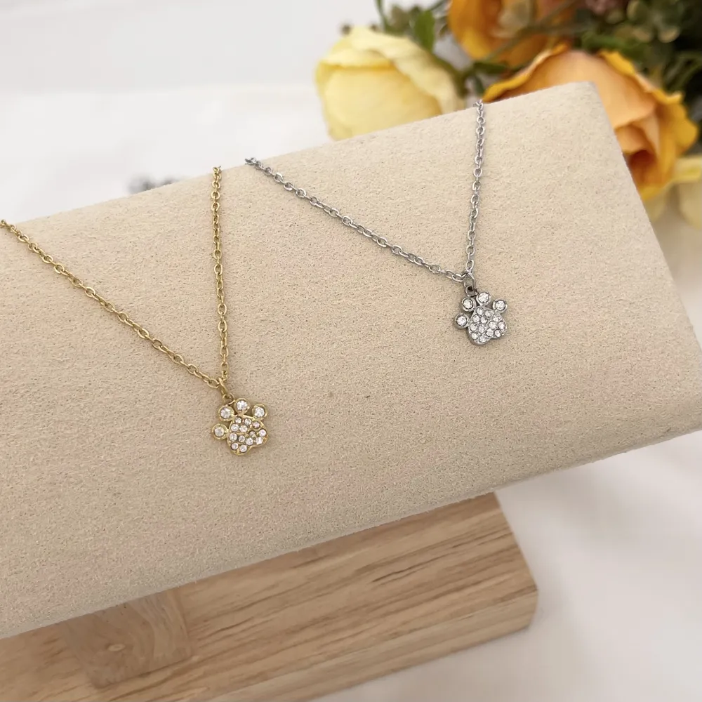 Zampa con Zirconia-Collana Corta in Acciaio - CAC-103-AA1989N (Oro Giallo)