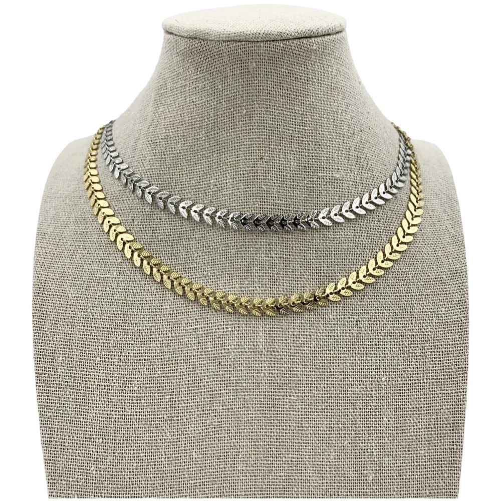 CAC5820-Foglia- Collana Corta in Acciaio - CAC5820-Foglia- Collana Corta in Acciaio (Argento)