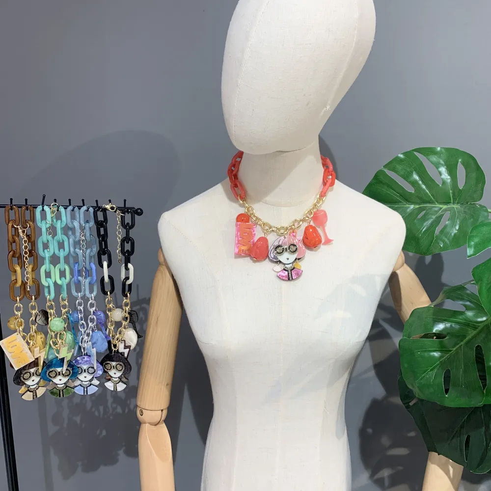 Donna-Collana Corta Resina - CMC-15387