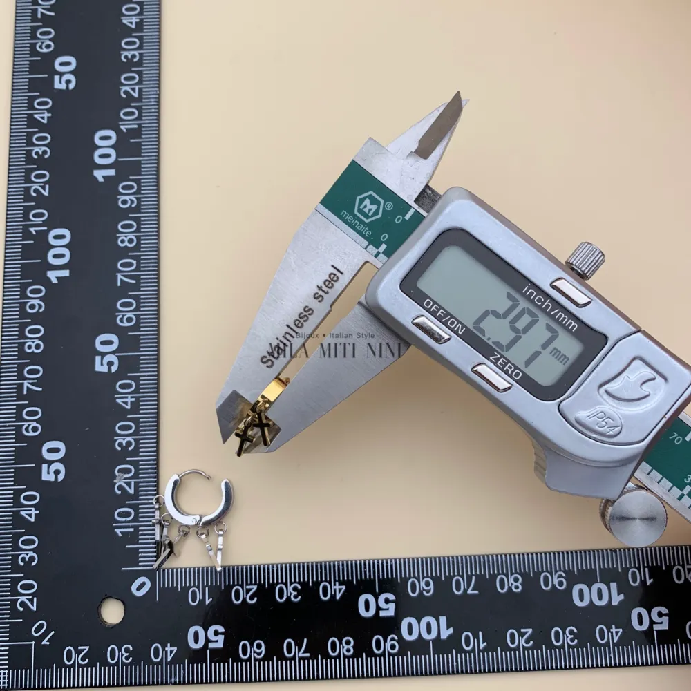 OAP7772-Croce -Orecchini a Cerchio in Acciaio - OAP7772-Croce -Orecchini a Cerchio in Acciaio