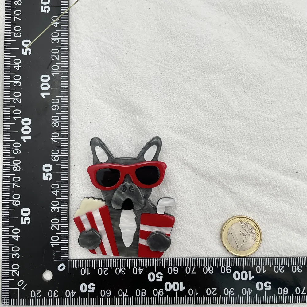 Cane in Cinema-Spilla in Resina - SPM-121-50